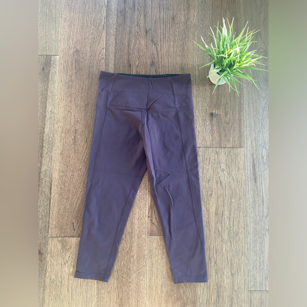 Dark Purple Tuff Athletics Capris 💜